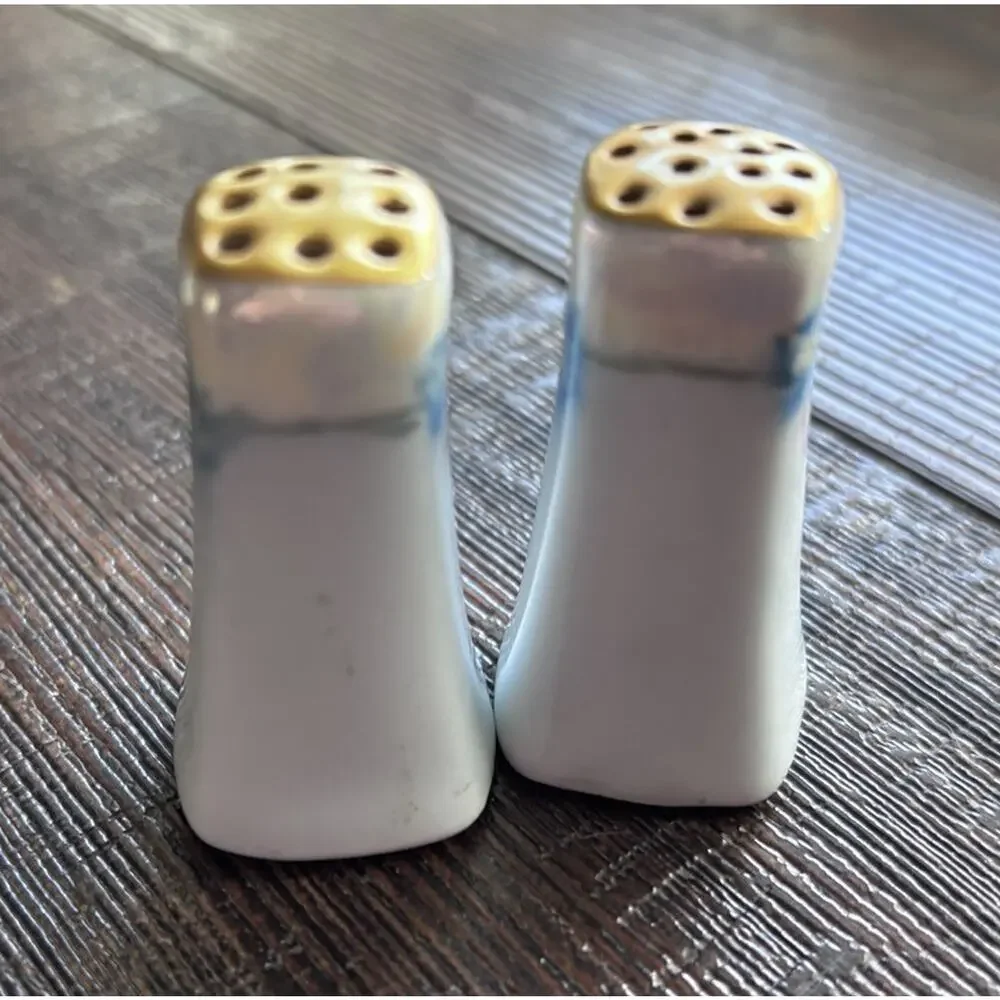 Vintage Porcelain Hand Painted Salt And Pepper Shakers Japan Blue Floral Tiny